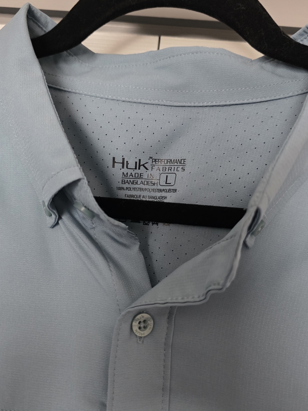 Huk Men's Light Blue Short Sleeve Fishing Shirt - Picture 3 of 6